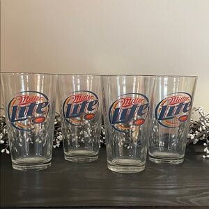 Clear Miller Lite Pint Glasses - Set of 4 (Blue/Red/Gold Logo)